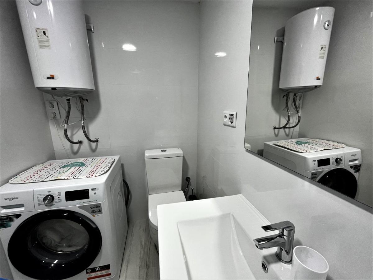 Ver853 - Estudio Con Terraza Vistas Al Mar, Piscina, Playa, Centro Appartamento